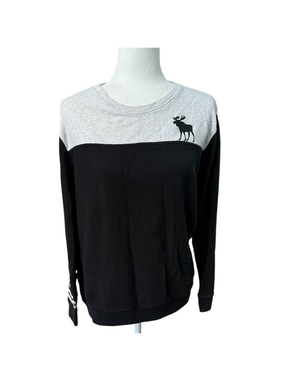 Abercrombie and Fitch Moose Logo Crewneck Sweatshirt Size Small